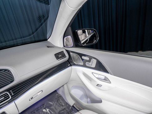 Certified 2023 Mercedes-Benz Maybach GLS 600 Maybach 600 4MATIC® SUV image 29