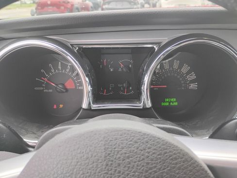 Used 2006 Ford Mustang GT Premium RWD image 15
