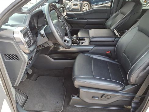 Used 2025 Ford F150 Lariat w/ Equipment Group 501A Mid image 7