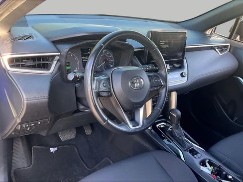 Used 2023 Toyota Corolla Cross AWD Hybrid w/ Moonroof Package image 18