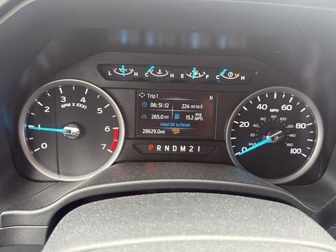 Used 2022 Ford F250 XLT w/ XLT Premium Package AWD/4WD image 34