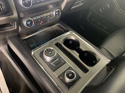 Used 2020 Ford Expedition XLT w/ Equipment Group 202A image 24