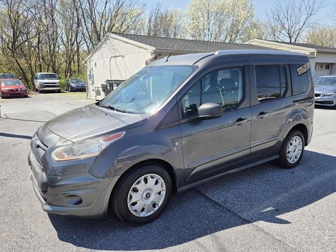 Used 2018 Ford Transit Connect XLT image 7