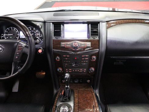 Used 2020 Nissan Armada Platinum w/ Captain's Chairs Package RWD image 7