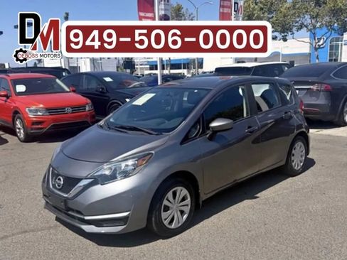 Used 2018 Nissan Versa Note S FWD image 1