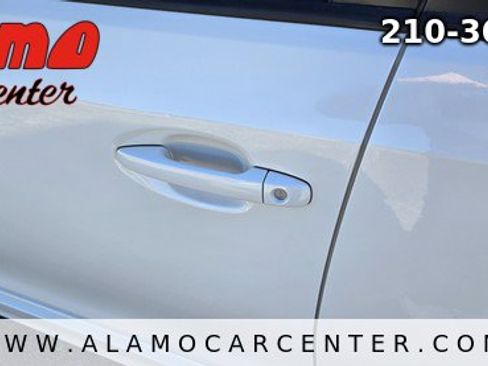 Used 2016 Subaru Impreza 2.0i Sport Premium image 12