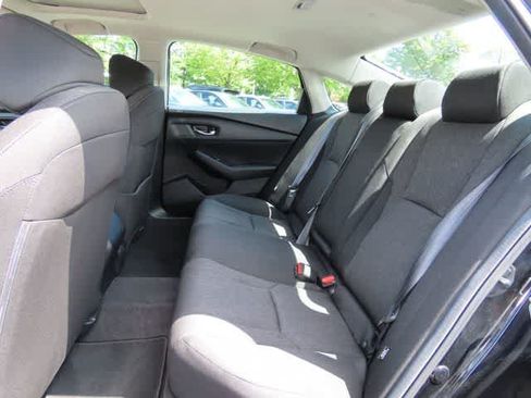 Used 2024 Honda Accord EX image 12