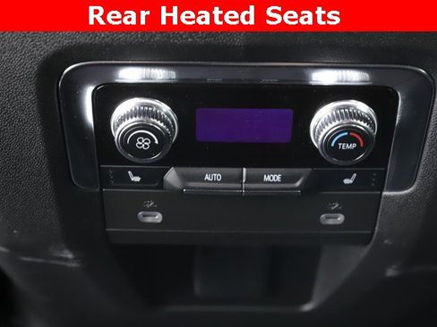 Used 2023 GMC Yukon AT4 image 31