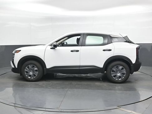 Used 2025 Nissan Kicks S AWD/4WD image 8