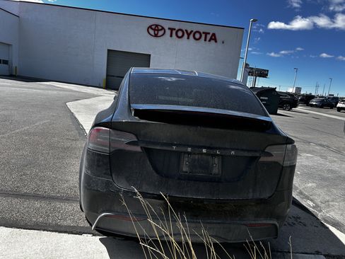 Used 2024 Tesla Model X image 4