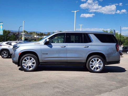 Used 2024 Chevrolet Tahoe High Country AWD/4WD image 4
