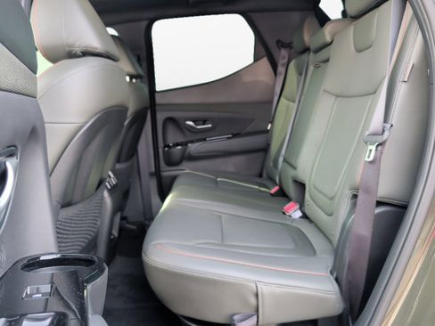 Certified 2025 Hyundai Santa Cruz Limited image 13