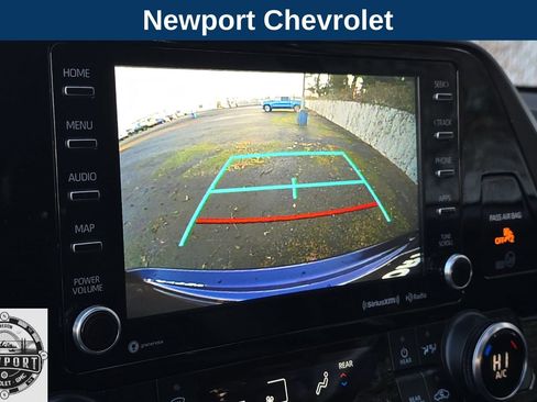 Used 2022 Toyota Highlander XLE image 22