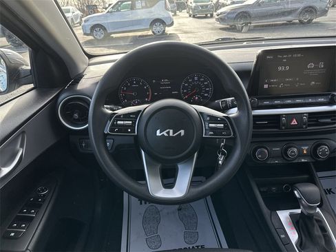 Used 2023 Kia Forte LXS image 14
