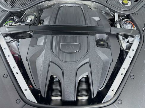 New 2026 Porsche Panamera image 31