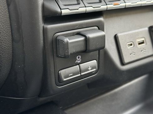 Used 2020 Chevrolet Silverado 1500 LT Trail Boss image 17