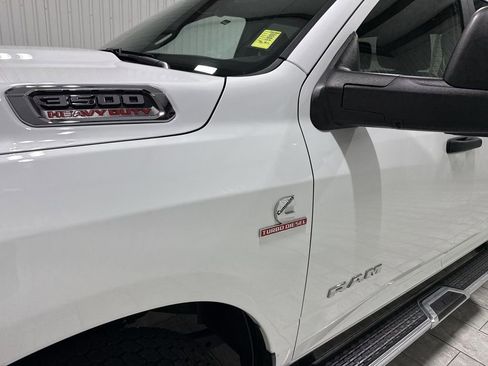 Used 2024 RAM 3500 Big Horn image 33