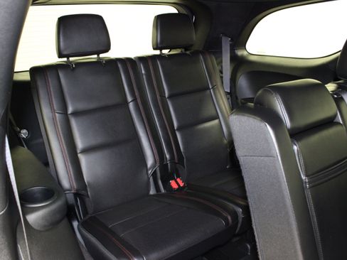 Used 2023 Dodge Durango GT RWD image 17