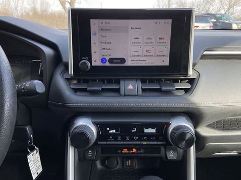 Used 2024 Toyota RAV4 LE image 15