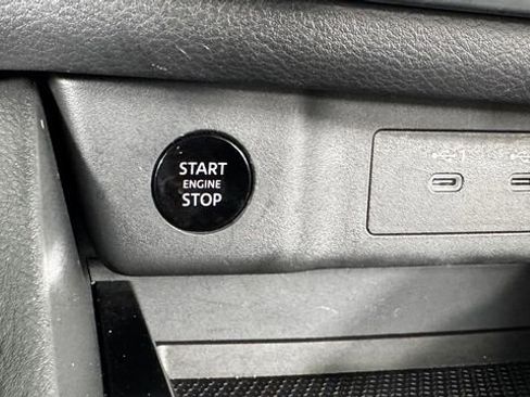 Certified 2026 Nissan Rogue SV AWD/4WD image 24