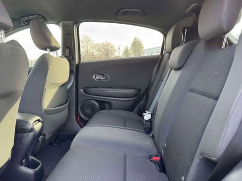 Used 2022 Honda HR-V Sport image 11