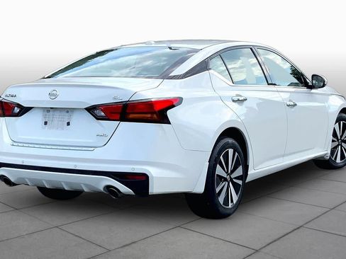 Used 2022 Nissan Altima 2.5 SL AWD/4WD image 13