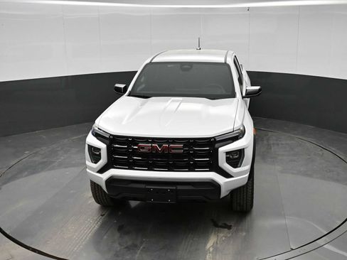 New 2026 GMC Canyon Elevation image 24