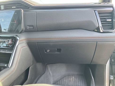 Used 2024 GMC Sierra 2500 AT4 w/ Max Trailering Package image 30