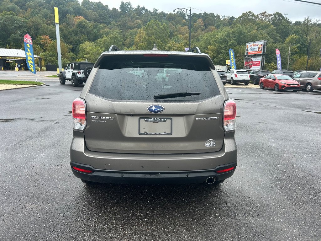 Used 2018 Subaru Forester 2.5i Touring AWD/4WD image 5