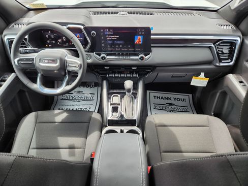 New 2025 GMC Canyon Elevation image 9