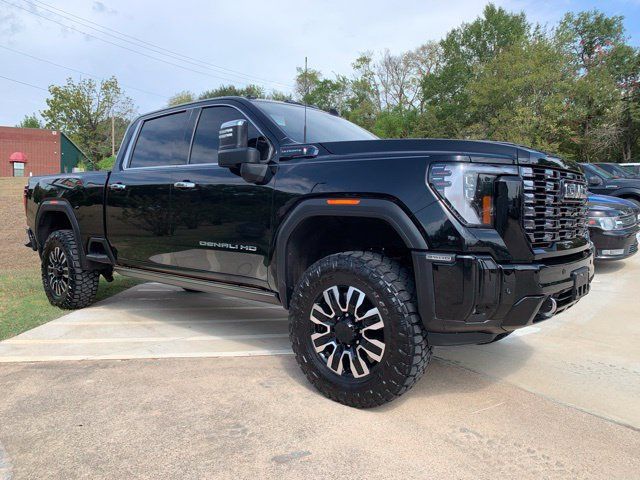 Used 2025 GMC Sierra 2500 Denali Ultimate AWD/4WD image 1