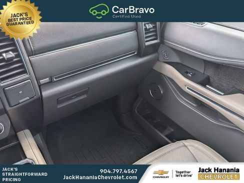 Used 2020 Ford Expedition Limited RWD image 17