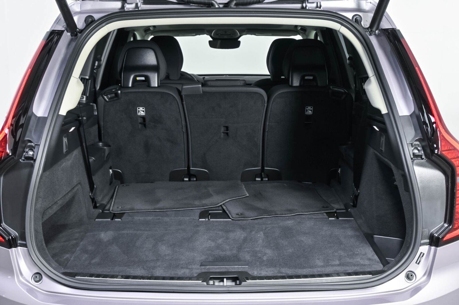 Used 2026 Volvo XC90 B6 Plus AWD/4WD image 32