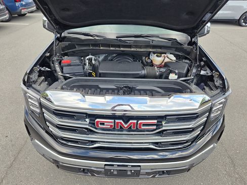 Used 2024 GMC Sierra 1500 SLT image 19