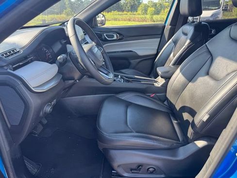Certified 2025 Jeep Compass Limited AWD/4WD image 21