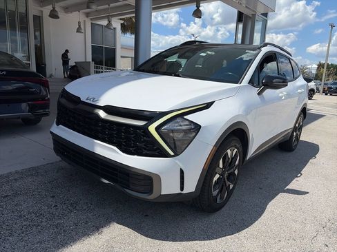Certified 2023 Kia Sportage X-Line w/ X-Line Premium Package image 3