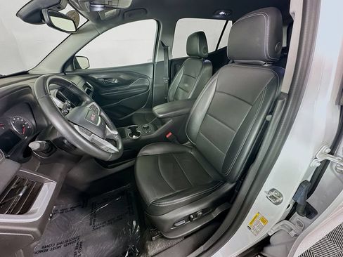 Used 2024 GMC Terrain SLT FWD image 28