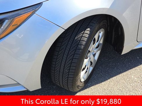 Used 2023 Toyota Corolla LE FWD image 37