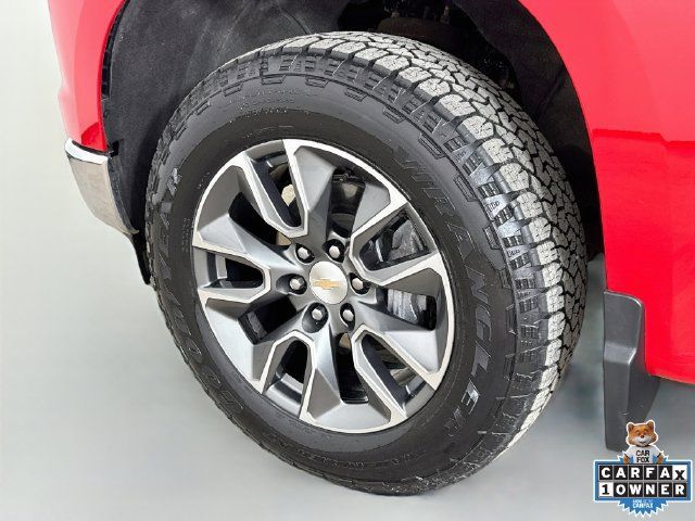 Used 2024 Chevrolet Silverado 1500 LT AWD/4WD image 31