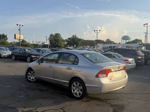 Used 2010 Honda Civic LX image 9
