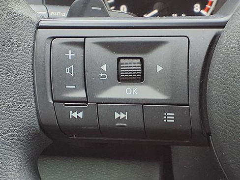 Certified 2023 Nissan Pathfinder S image 21