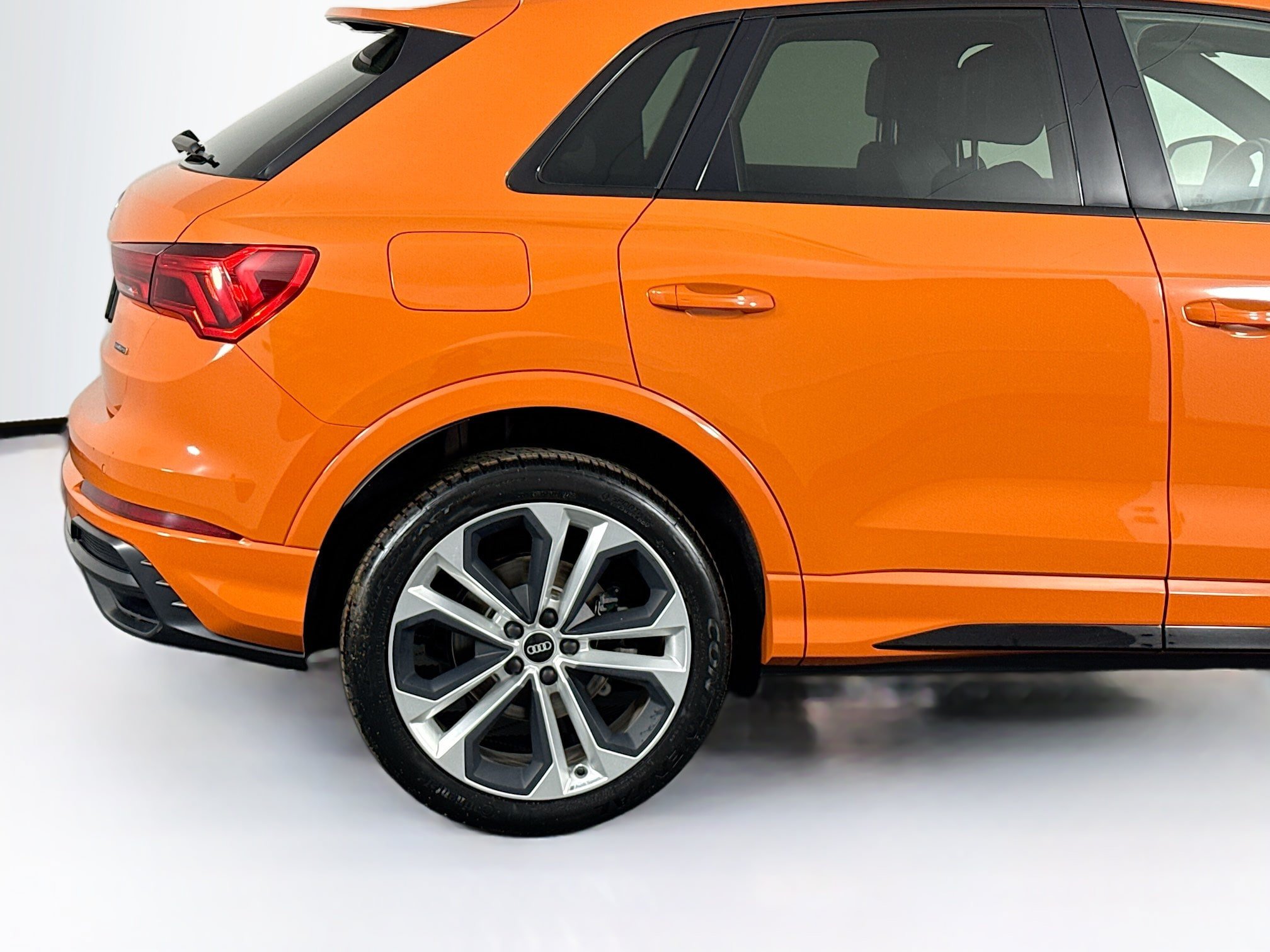Used 2021 Audi Q3 2.0T Premium Plus w/ Premium Plus Package AWD/4WD image 46