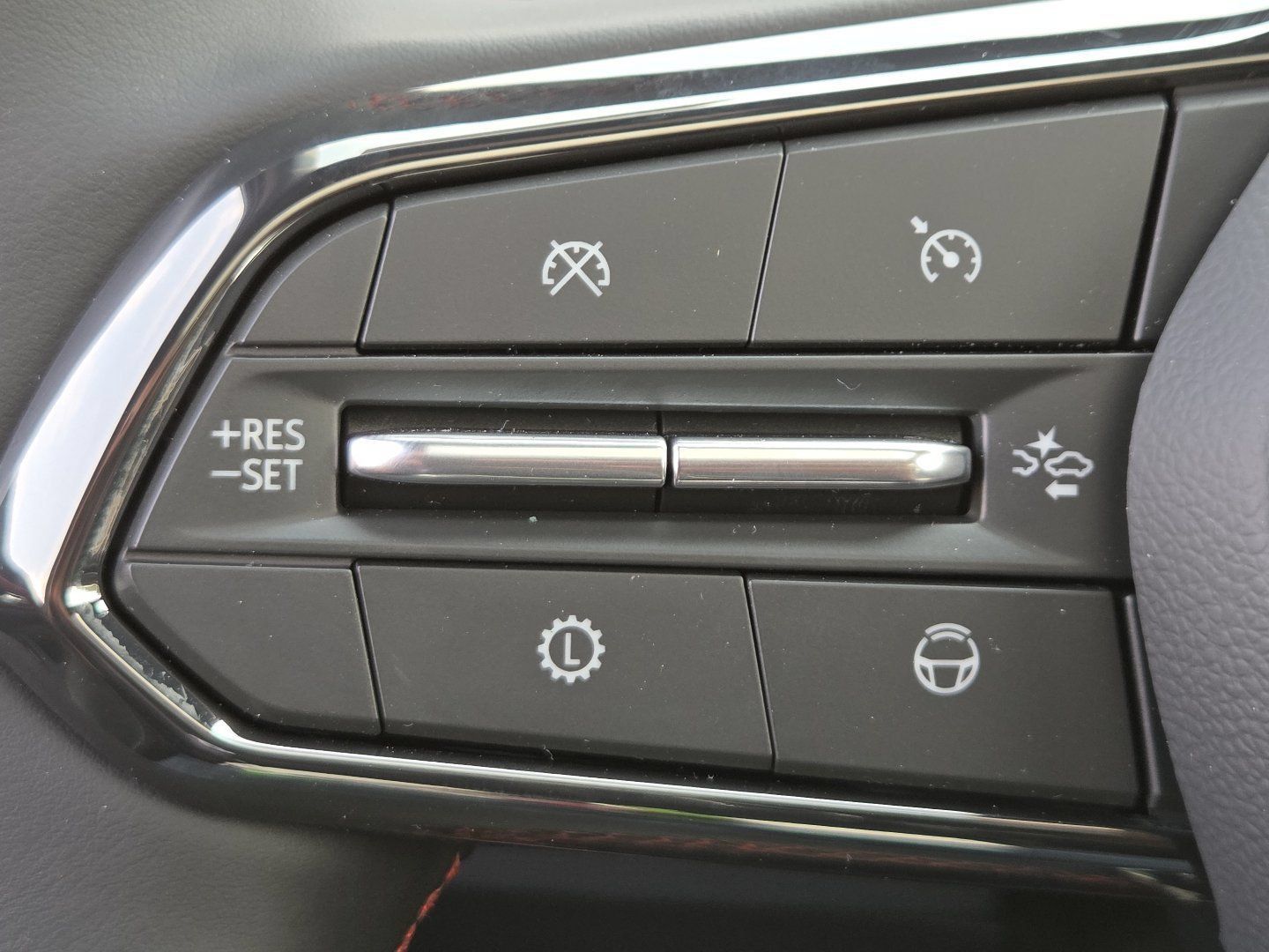 New 2026 Chevrolet Traverse RS AWD/4WD image 35