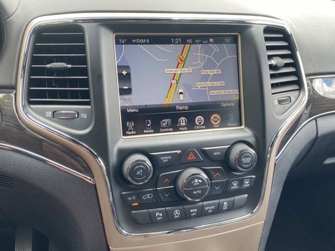 Used 2016 Jeep Grand Cherokee Overland RWD image 31