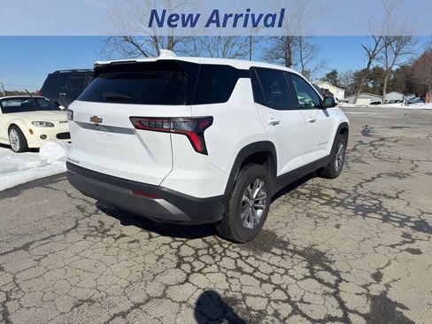 Certified 2025 Chevrolet Equinox LT image 3