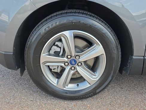 Used 2021 Ford Edge SEL w/ Convenience Package AWD/4WD image 9