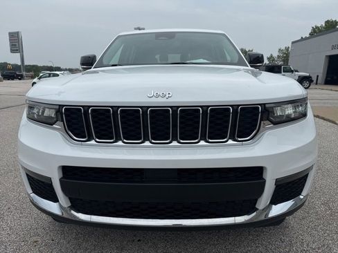 Used 2022 Jeep Grand Cherokee L Limited image 4