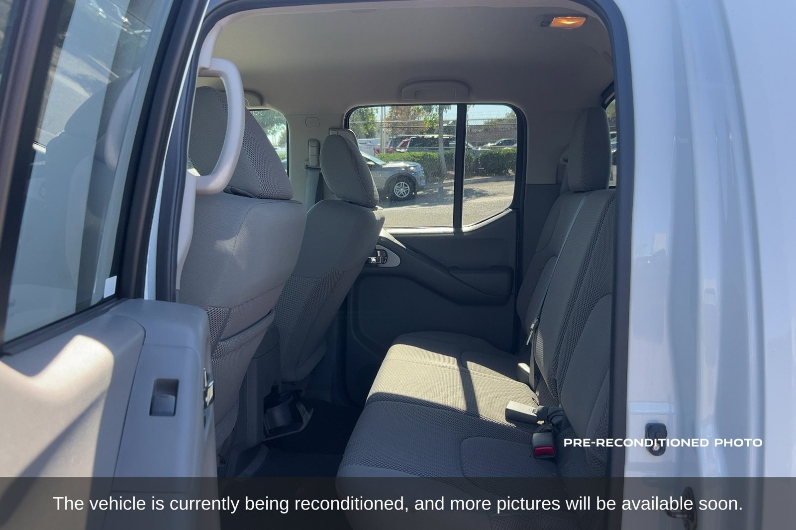 Used 2016 Nissan Frontier SV RWD image 12