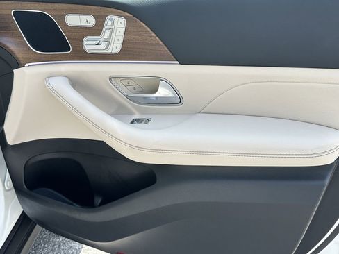 Certified 2025 Mercedes-Benz GLE 350 4MATIC image 16