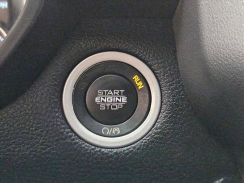 Used 2022 RAM 1500 Lone Star w/ Night Edition RWD image 13